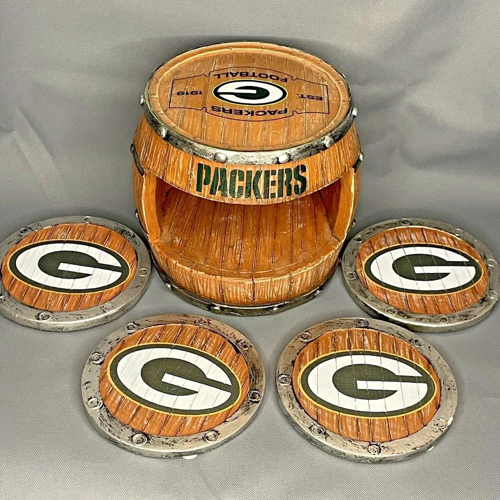 Green Bay Packers Coasters set of 4‎ Metal Trim NFL Wooden Barrel Collectible